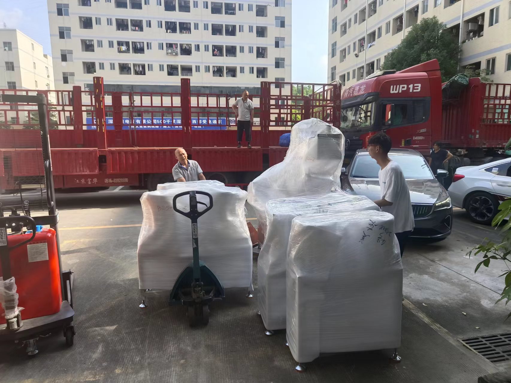  mg冰球突破科技-美东汇成医疗自动化装备今日交付