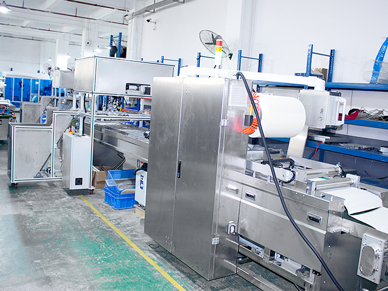 为什么选择mg冰球突破非标自动化装备厂家的吸塑包装机？？？