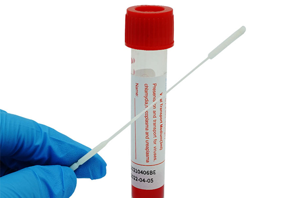 自动采样拭子吸塑包装机是医疗制造业自动化升级的主要一环