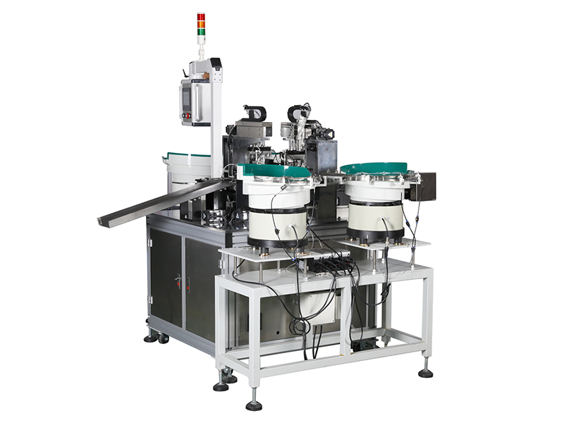 自动吸头装盒机吸头制造工业智能化升级的标记性装备